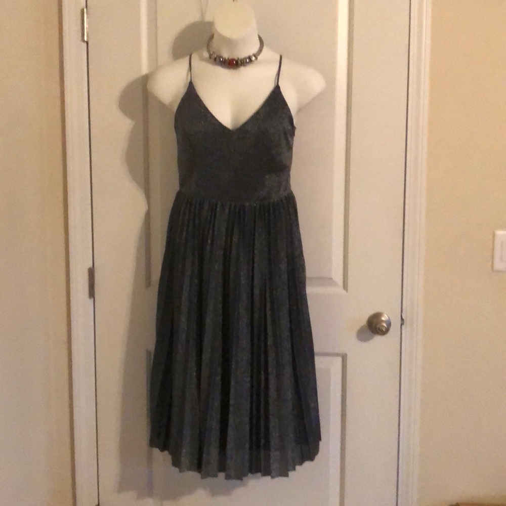 Navy /Marin pleated dress